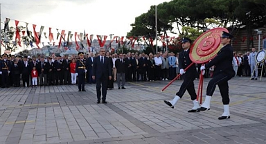 ZAFER BAYRAMI 102.YILI ÜSKÜDAR'DA DA COŞKUYLA KUTLANDI