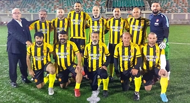 BEYKOZ MASTERLER LİDERLİK MAÇINDAN UMUTLU