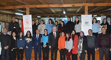 Şile’nin Gençliği “İyilik Elçileri ile Doğa’da Kamp Liderliği” Etkinliğinde..