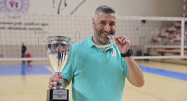 BEYKOZ BELEDİYESİ VOLEYBOL ANTRENÖRÜNE ÖZEL GÖREV VAR