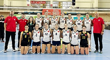 BEYKOZ BELEDİYESİ KADIN VOLEYBOL TAKIMI SEZONU KAPATTI