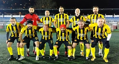 BEYKOZ MASTERLER ÇAYIROVA ÖNÜNDE COŞTU 6-0