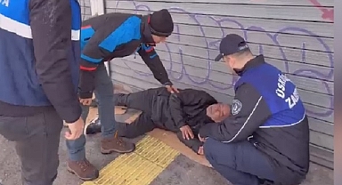 Üsküdar Belediyesi, sokakta kalan vatandaşları otellerde misafir ediyor.