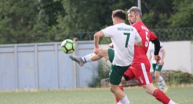 BEYOZLULARIN MÜCADELESİNEN 3 PUANI ELMALISPOR KAPTI 5-3