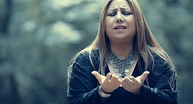 Nurdan İpek - Dağlar Duman Olmadan Gel -